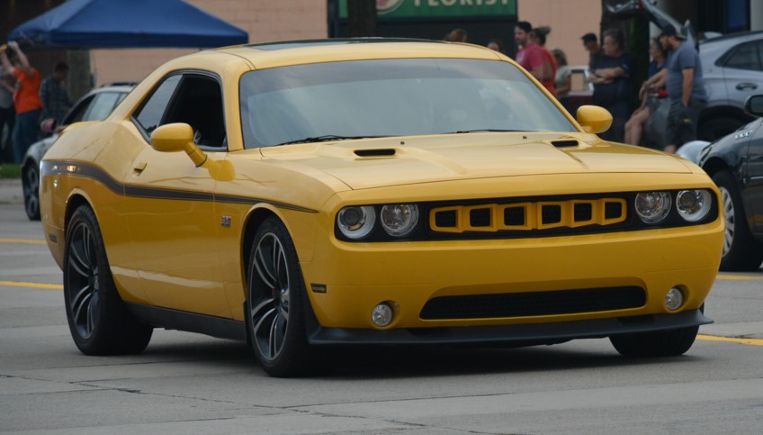 Dodge Challengers at Harper Cruise St Clair Shores MI 8-26-26