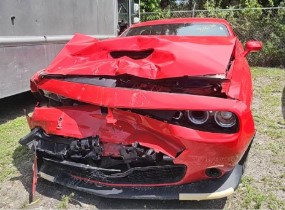 Dodge Challenger Car Crashes & Smashes